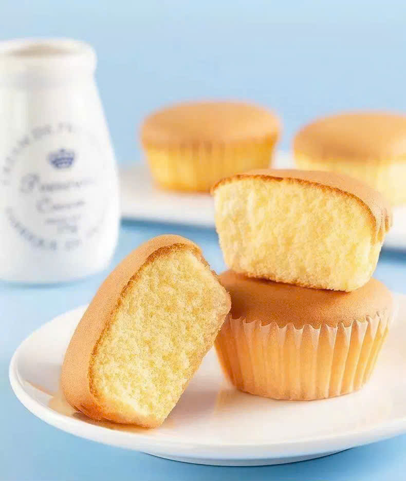 Bánh bông lan trứng sữa